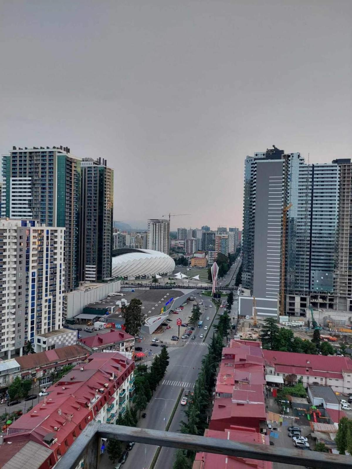 Apartment Abuseridze 5A Batumi Exterior foto